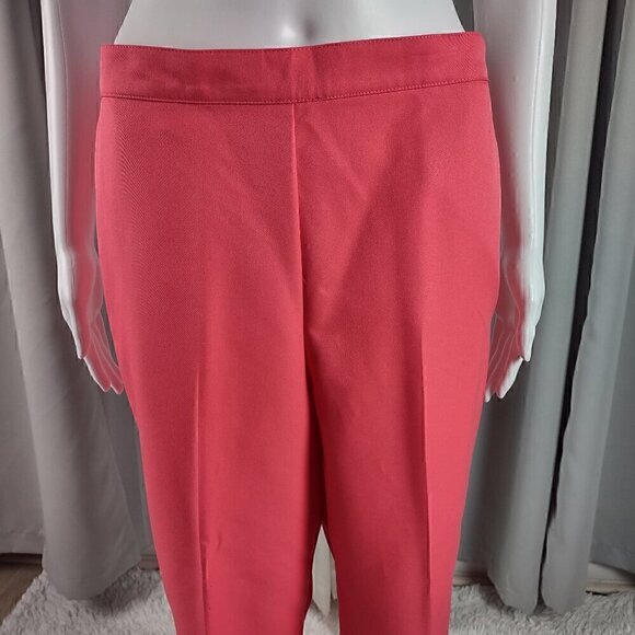 Alfred Dunner Women's Classic Fit Elastic Waist Pink Pull On Capri Size 10 (NWT) - Picture 2 of 10